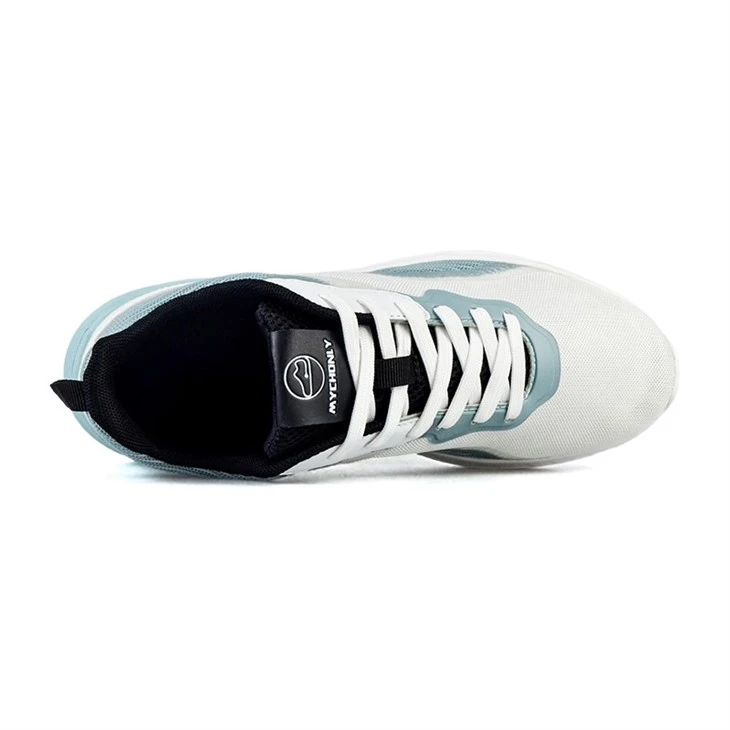 Flat Sneakers